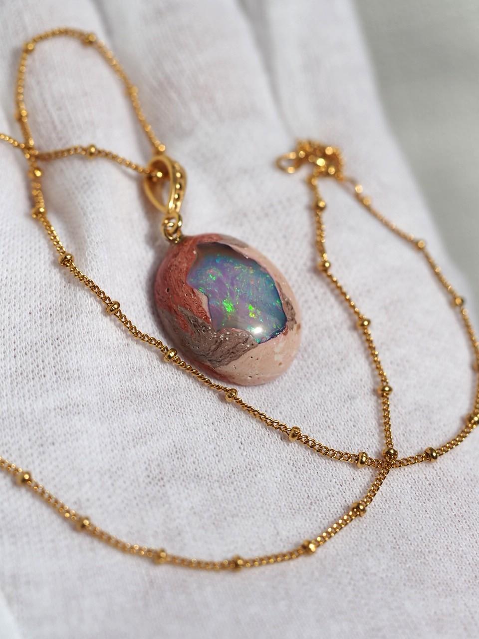 限定1 Galaxyオパール22 K14gfデザインバチカンペンダントトップ❀1枚目の画像